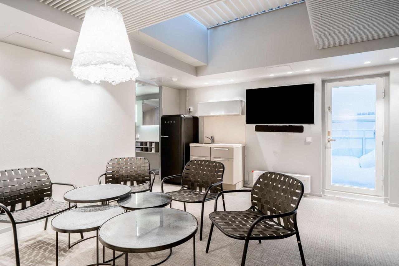 Radisson Blu Royal Hotel, Hotel