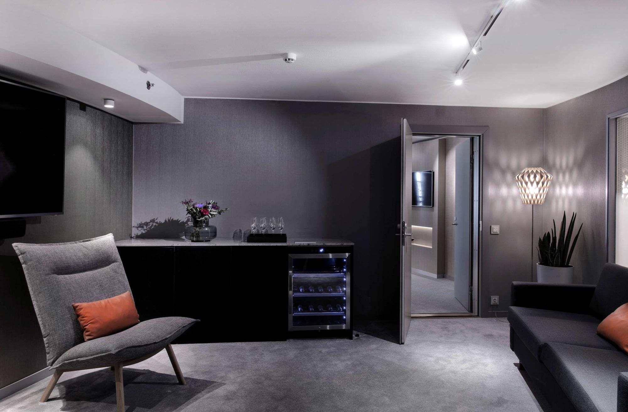 Radisson Blu Royal Hotel, Hotell