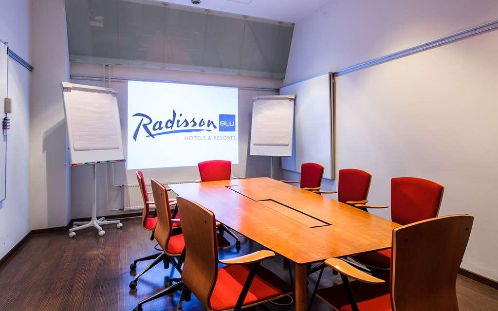 Radisson Blu Royal Hotel, Hotel