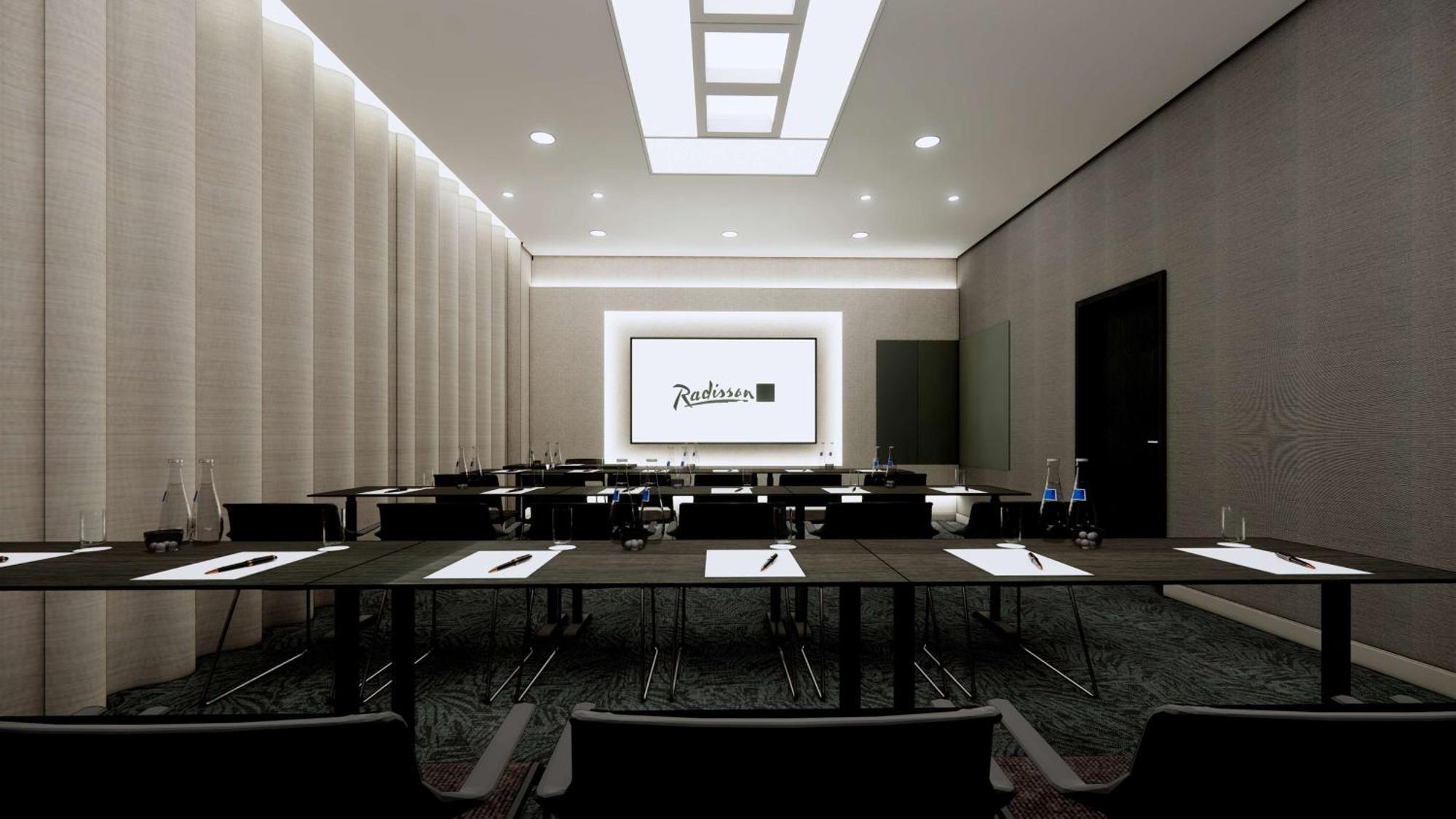 Radisson Blu Royal Hotel, Hotell